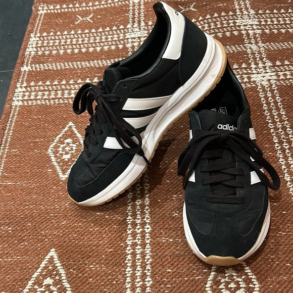 Unisex  Adidas RN 72 - Picture 2 of 5